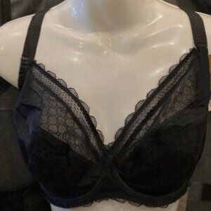 Chantelle C Chic sexy plunge bra